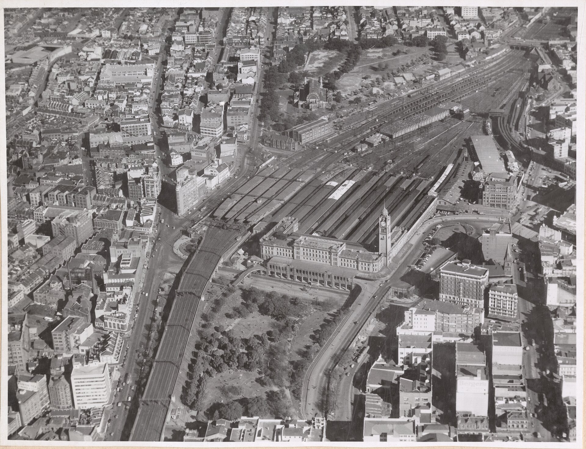 Central 1947.jpg