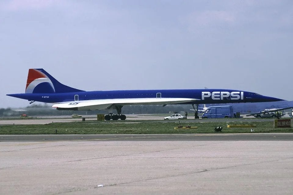 Concorde with a promo Pepsi livery - 1996.jpg