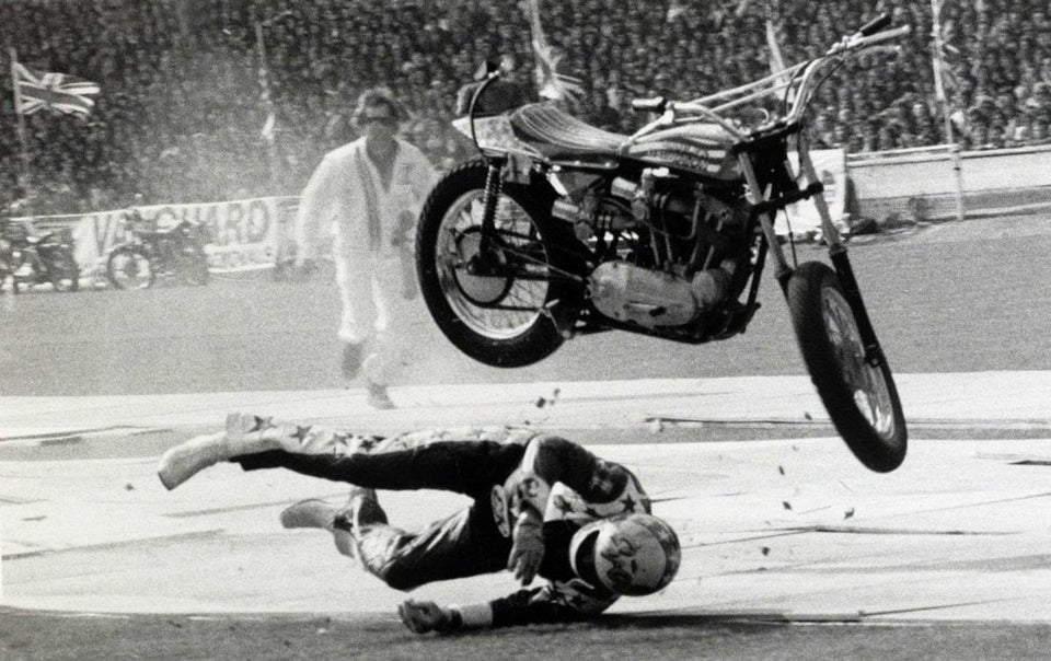 Evel Knievel - 1975.jpg