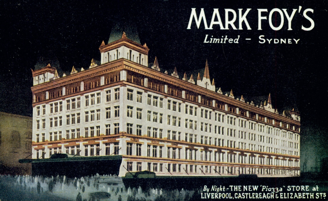 Mark Foys Piazza 1930.jpg