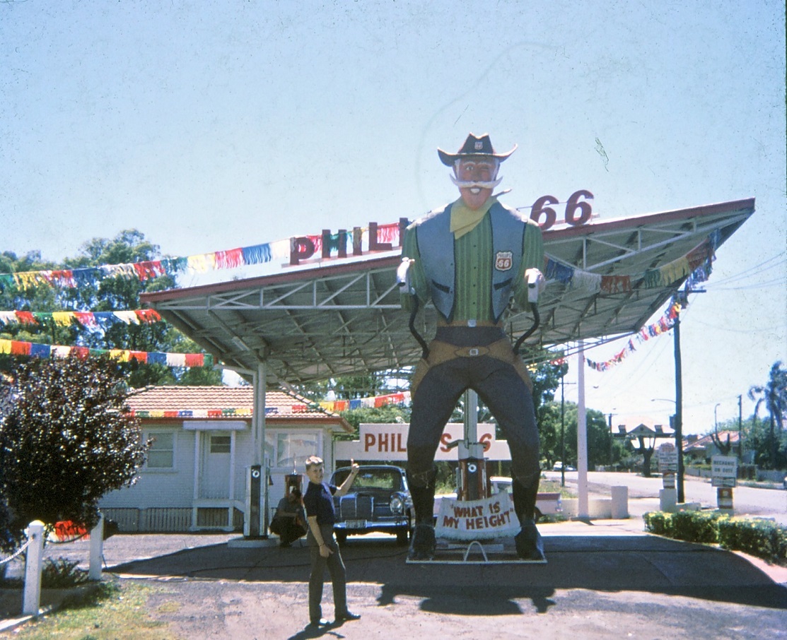 Phillips 66 Service Station company.jpg