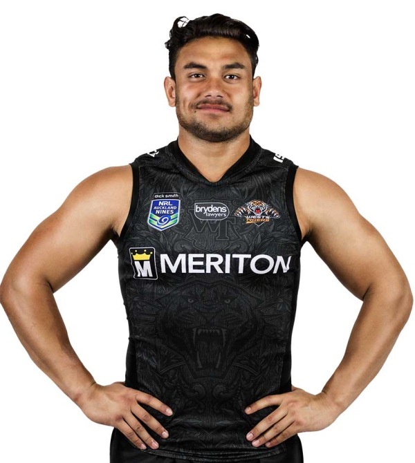 Wests-Tigers-Nines-Jersey-2015.jpg