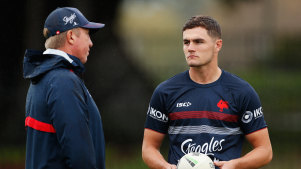 Kyle Flanagan and Roosters coach Trent Robinson chat at training early in the 2020 season before things turned sour.